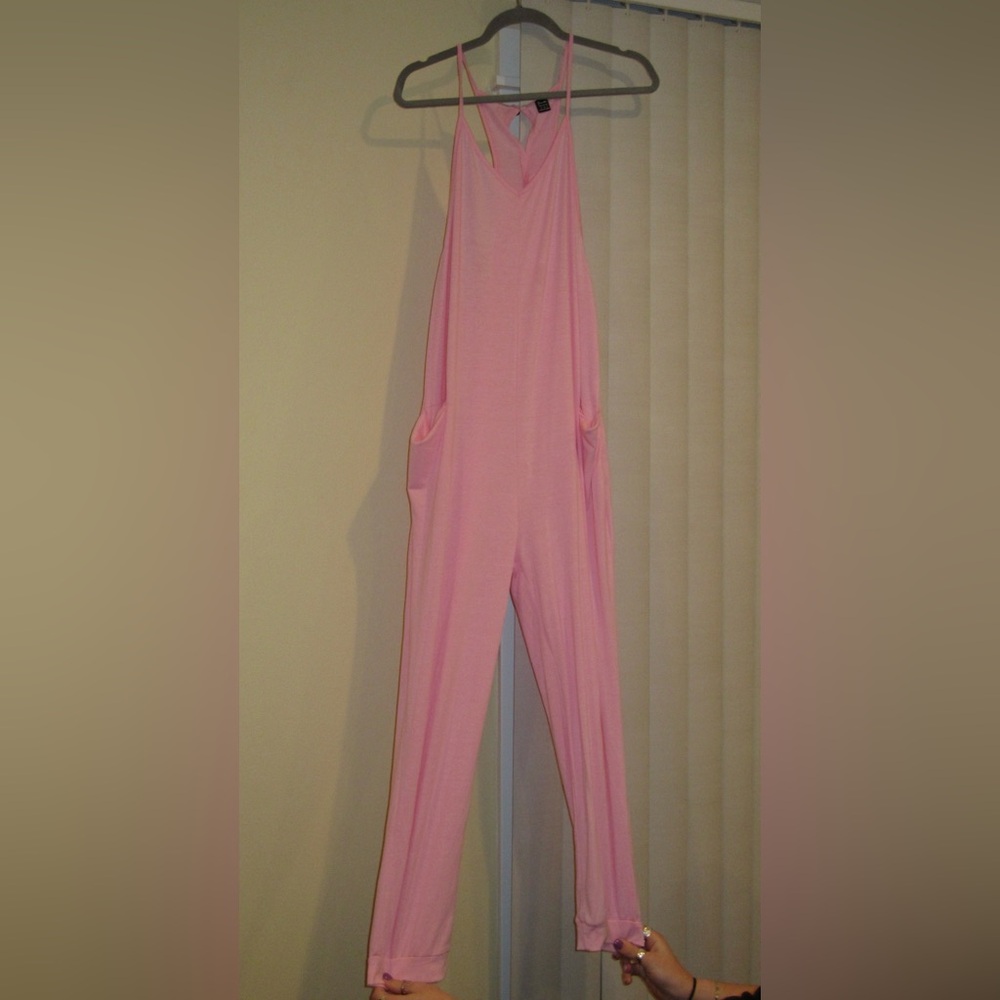 Baby pink jumper with pockets
